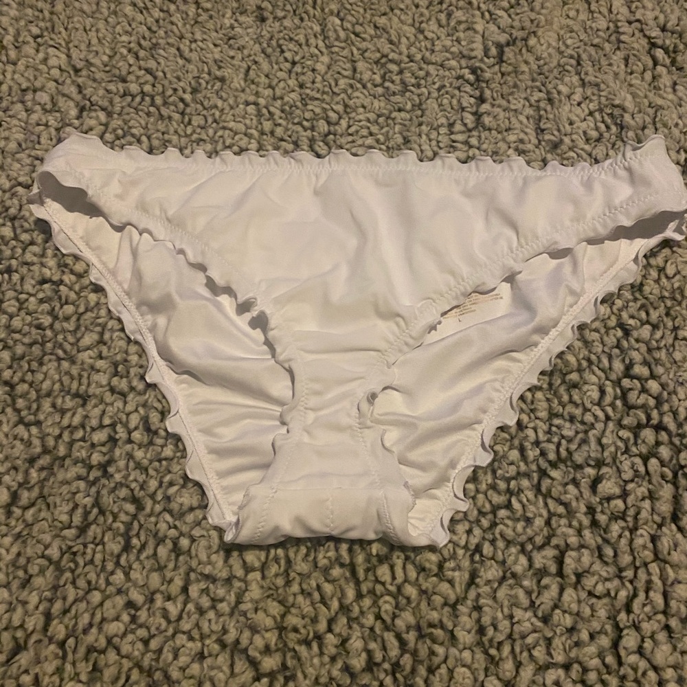 women’s bathing suit bottoms!